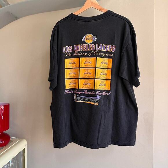 Vintage 2009 Kobe Bryant Lakers Shirt - Picture 5 of 8